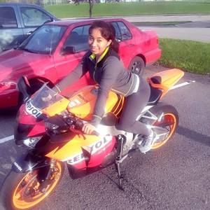 Meet your Posher, Danicela